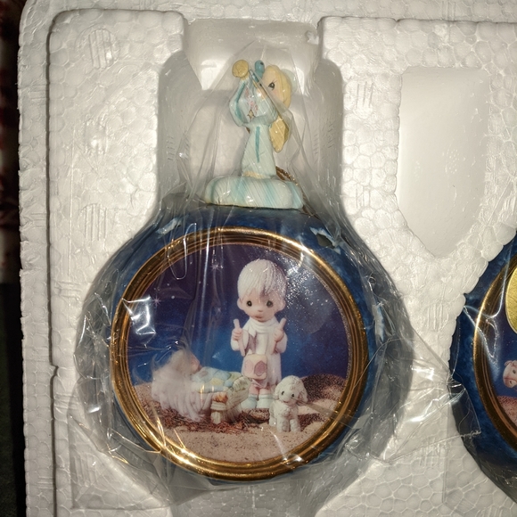 NEW! Vintage Precious Moment Ornaments - Picture 2 of 10